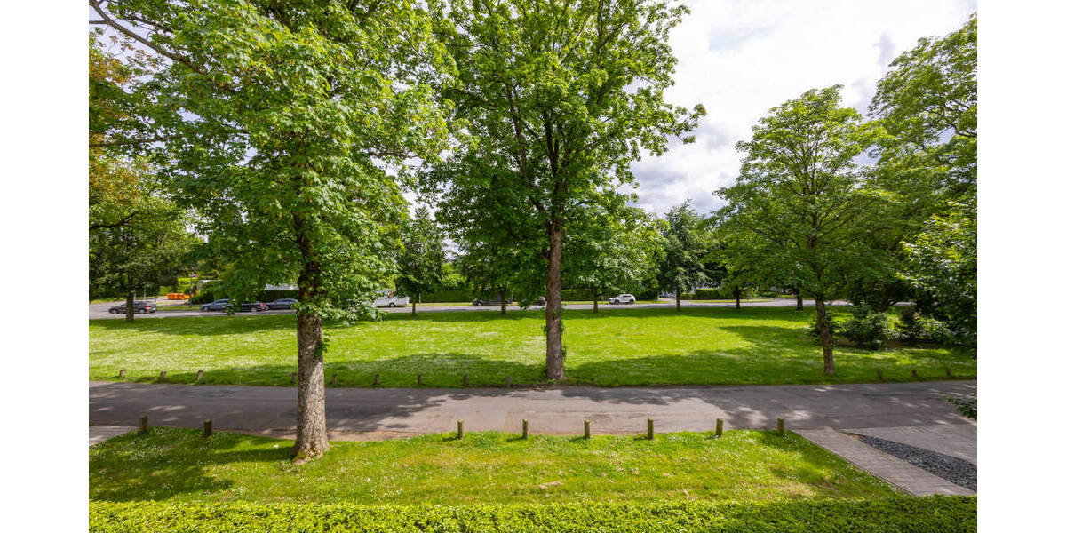 Stadtwaldterrassen! Luxuriös ausgestattete 3-Zi.-Wohnung in der Beletage 3 zimmer