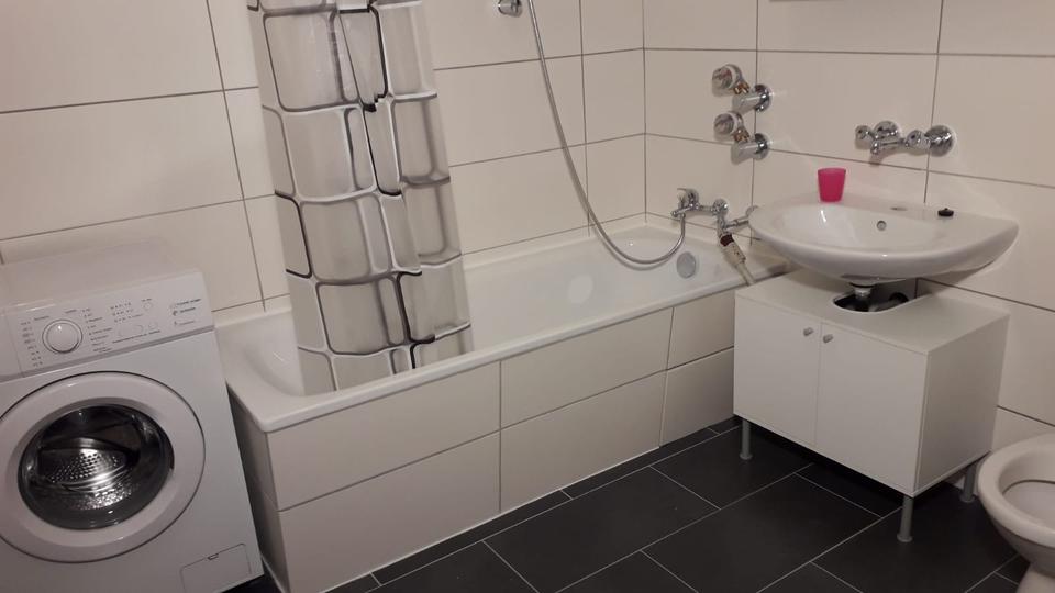 Etagenwohnung Duisburg Essenberg - 3.5 Zimmer, 88 m&sup2;, 820&euro; | Angebot:26362624