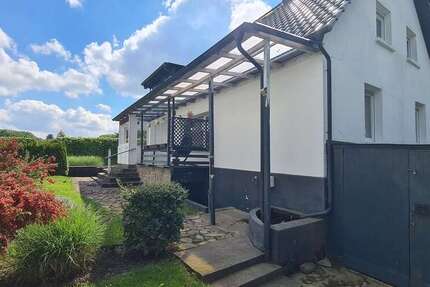 Haus Hattingen Niederbonsfeld - 4 Zimmer, 120 m&sup2;, 240.000&euro; | Angebot:26939674
