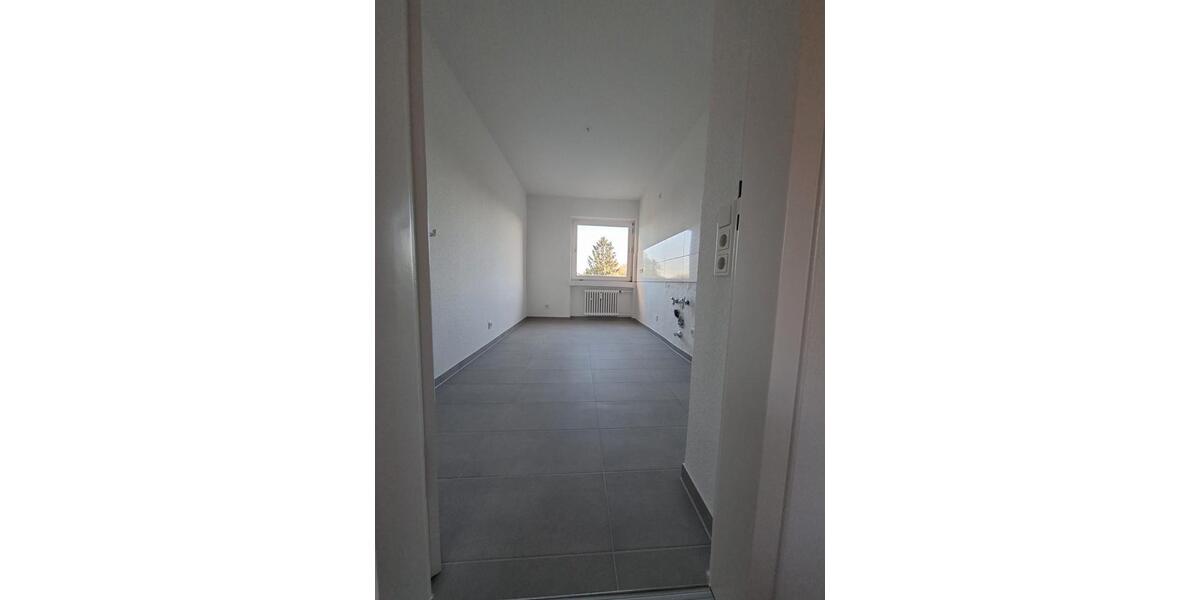 Etagenwohnung Duisburg Mittelmeiderich - 3 Zimmer, 78 m&sup2;, 790&euro; | Angebot:26381273