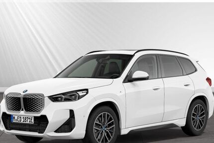 BMW iX1 33.120 km 46.671 &euro; Moers 47441