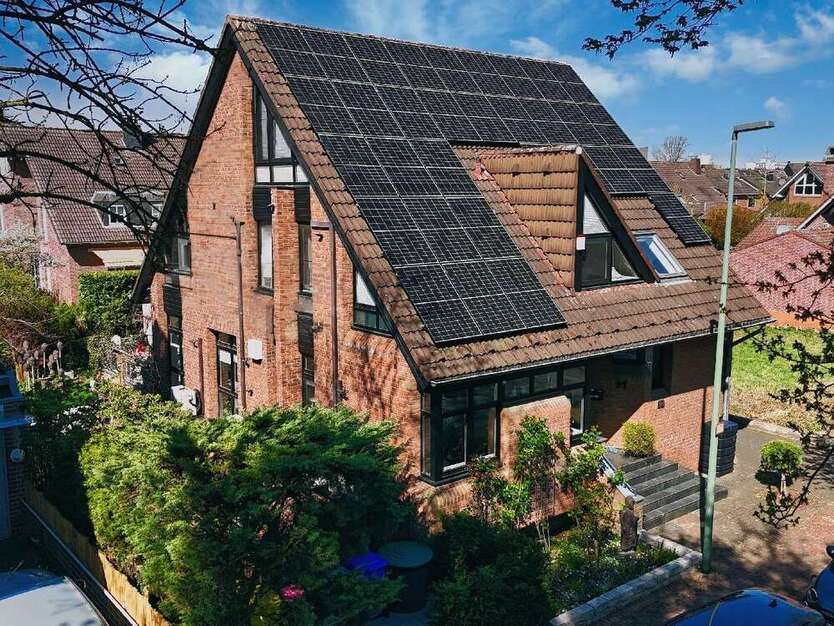 Haus zum Kaufen in Neuss 1.500.000 € 302 m²