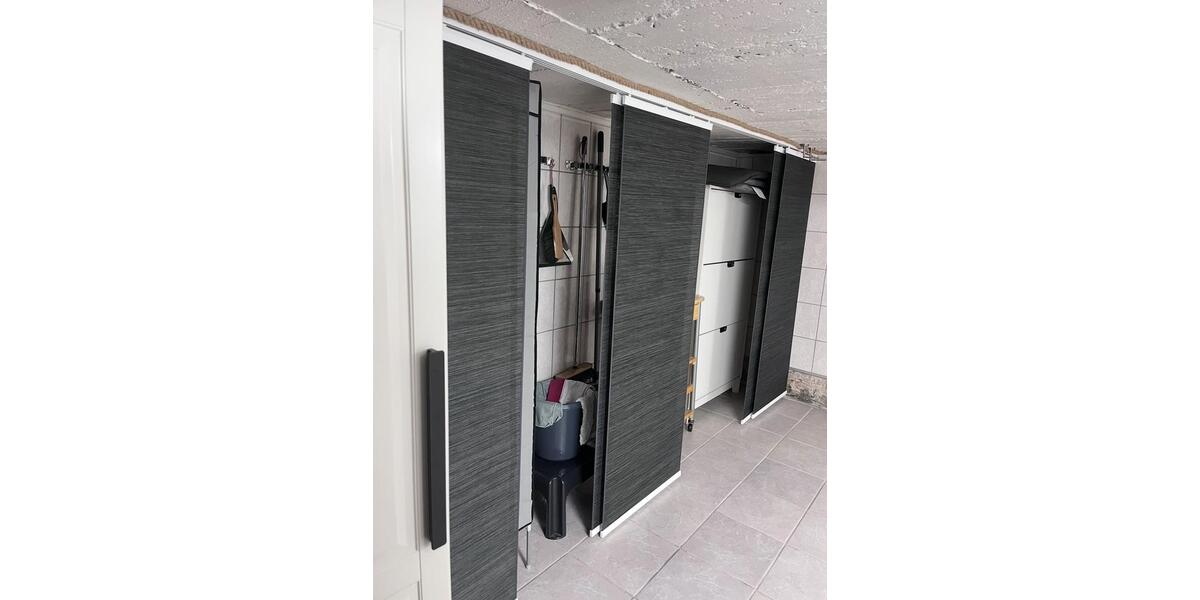 Reihenmittelhaus-modernisiert, gemütlich mit Garten und 2 Garagen 4 zimmer