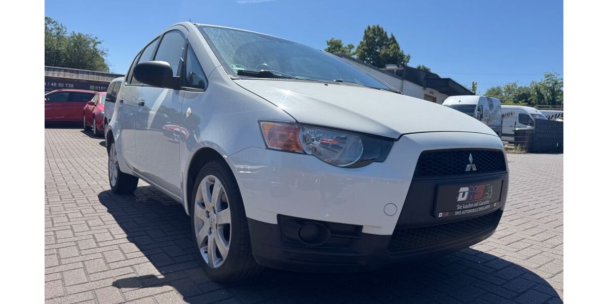 Mitsubishi Colt 157.400 km 2.990 &euro; Dinslaken 46537