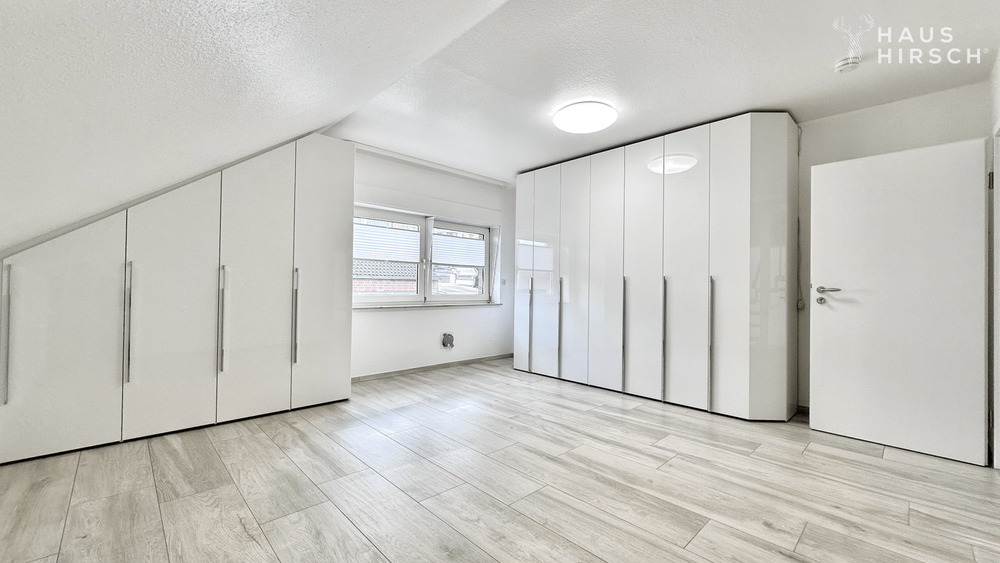 Exklusive 117 qm Luxuswohnung in Ratingen Mitte - Licht & Lebensqualität, Stellplatz, Balkon Küche. 2 zimmer