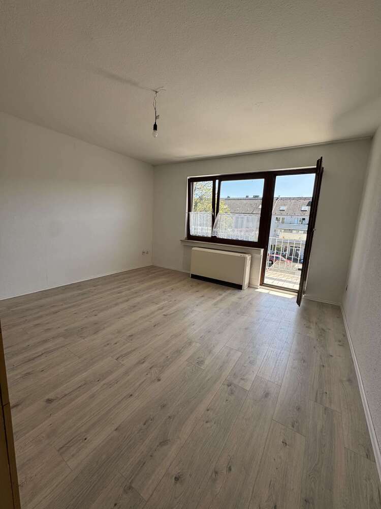 Wohnung zum Mieten in Duisburg 396 € 44 m²