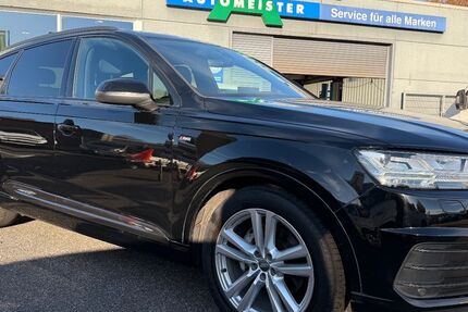 Audi Q7 207.000 km 23.500 &euro; Krefeld 47800