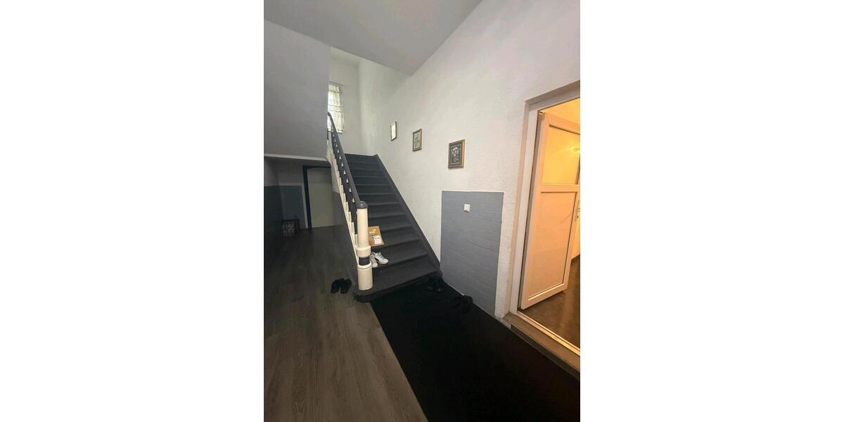 Mehrfamilienhaus, Wohnhaus Duisburg Hamborn - 10 Zimmer, 245 m&sup2;, 350.000&euro; | Angebot:25625233