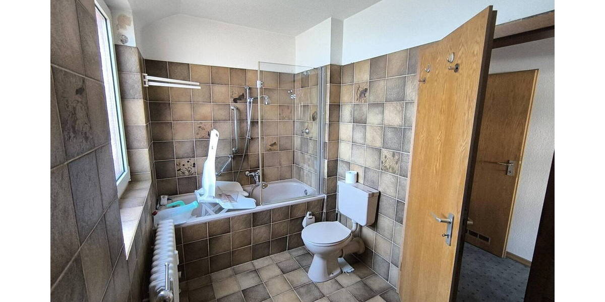 Terrassenwohnung Dinslaken Innenstadt - 4 Zimmer, 147 m&sup2;, 260.000&euro; | Angebot:26418076