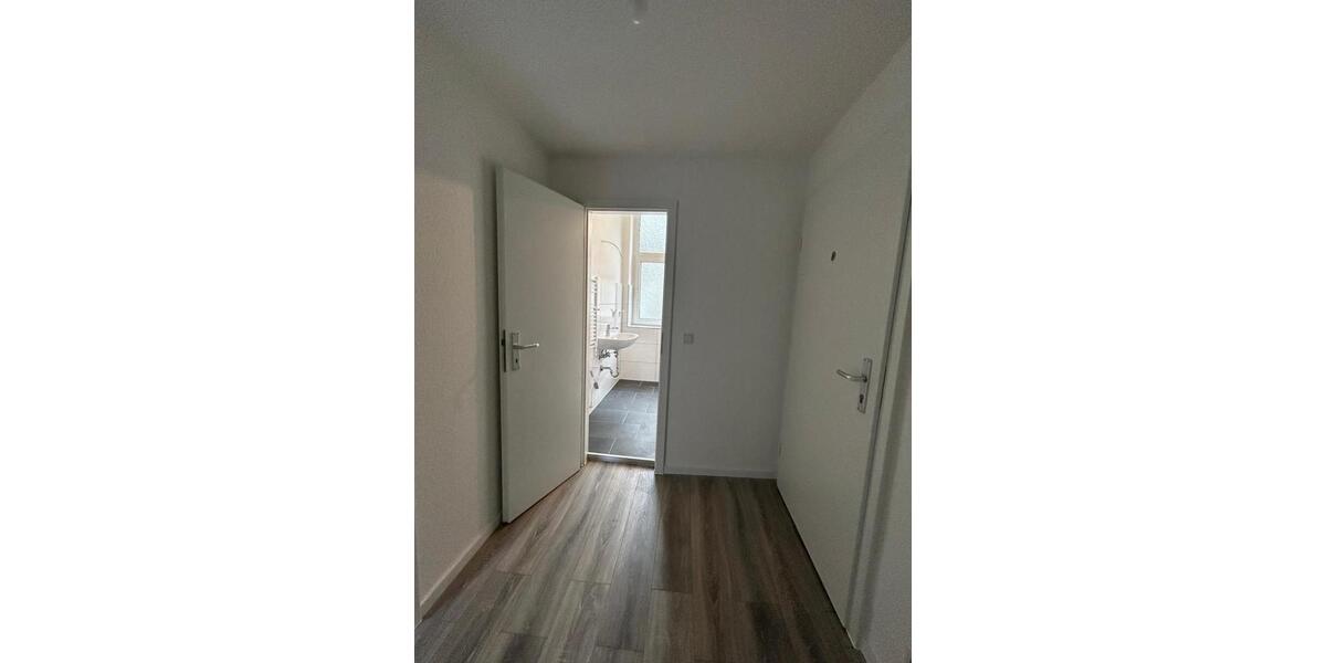 Etagenwohnung Essen Stadtbezirk III - 2 Zimmer, 50 m&sup2;, 400&euro; | Angebot:26380177