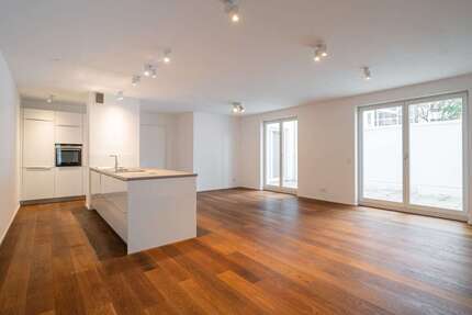 Wohnung zum Kaufen in Düsseldorf-Hofgarten 1.585.000 € 163 m²
