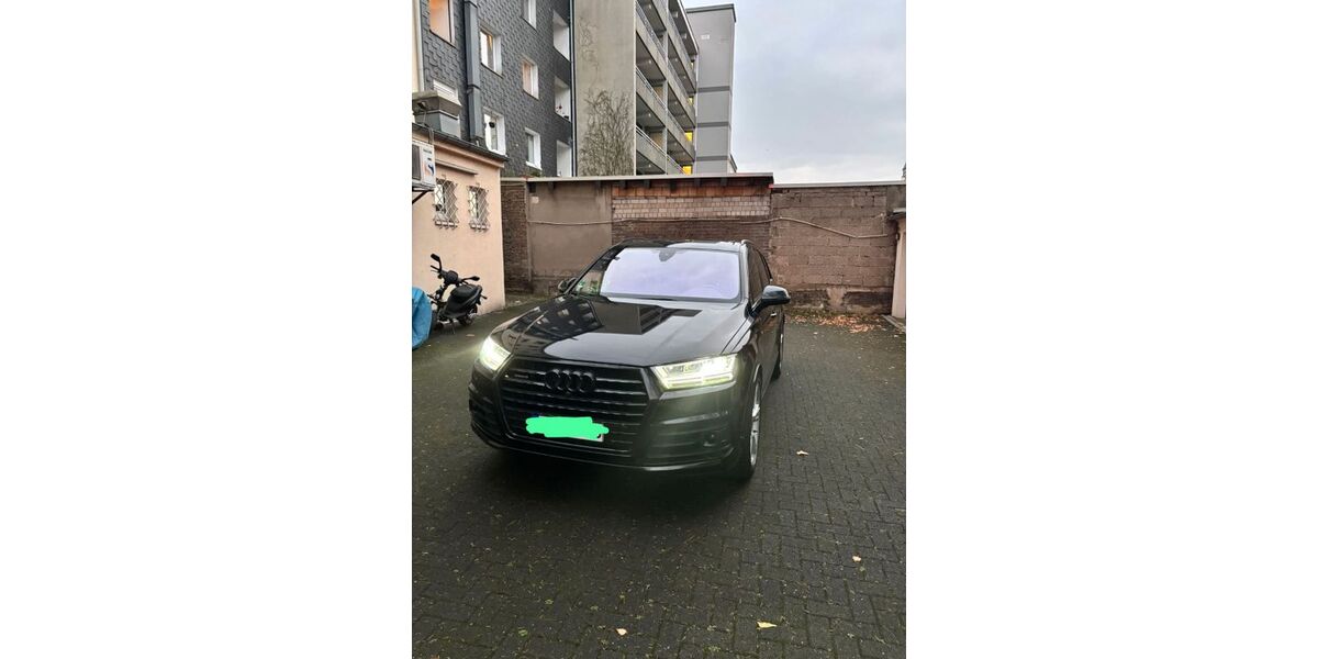 Audi Q7 165.780 km 42.000 &euro; Oberhausen 46045