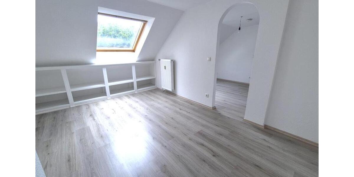 Etagenwohnung Duisburg Mittelmeiderich - 3.5 Zimmer, 53 m&sup2;, 370&euro; | Angebot:26385408