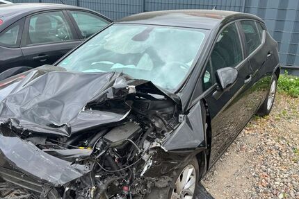 Opel Astra 116.000 km 2.900 &euro; Ratingen 40882