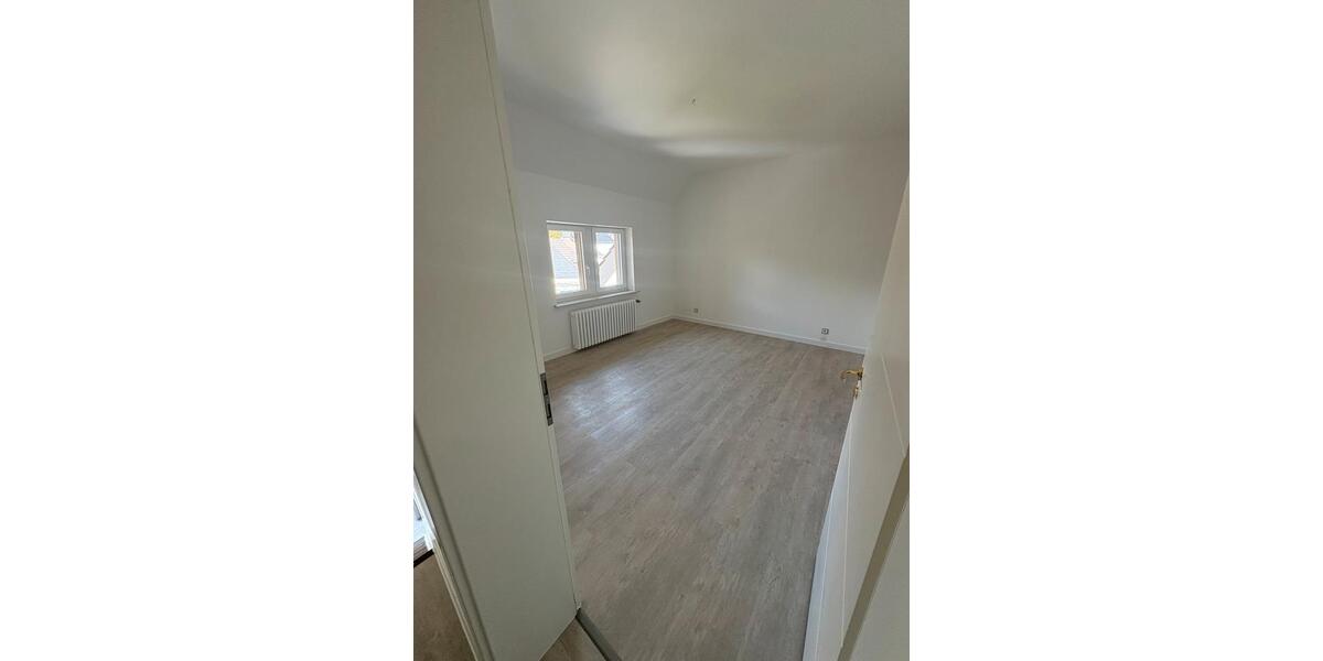 Mehrfamilienhaus mit Ladenlokal zimmer