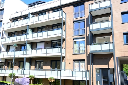 Moderne und großzügige 5 Zimmer-Wohnung über zwei Etagen mit separatem Eingang und Einbauküche - Wohnung Düsseldorf Heerdt | Angebot:26971454