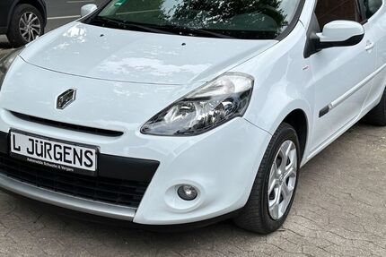 Renault Clio 121.000 km 4.700 &euro; Duisburg 47226