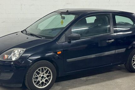 Ford Fiesta 168.000 km 1.800 € Düsseldorf 40468