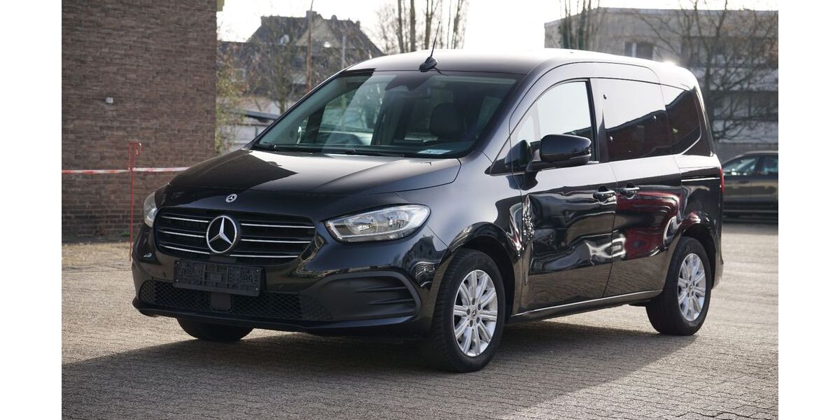 Mercedes-Benz T-Klasse 89.911 km 10.800 &euro; Düsseldorf 40597