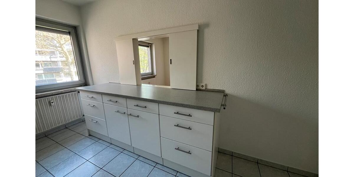 Etagenwohnung Krefeld Fischeln - 4 Zimmer, 120 m&sup2;, 1.260&euro; | Angebot:26395053
