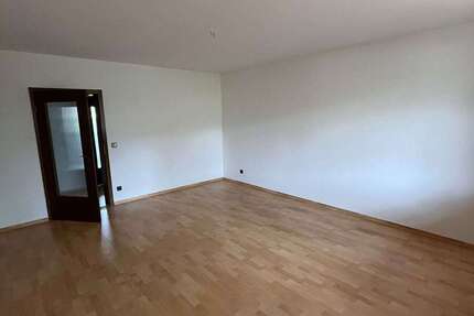 Wohnung Moers - 3 Zimmer, 76 m&sup2;, 690&euro; | Angebot:27306799