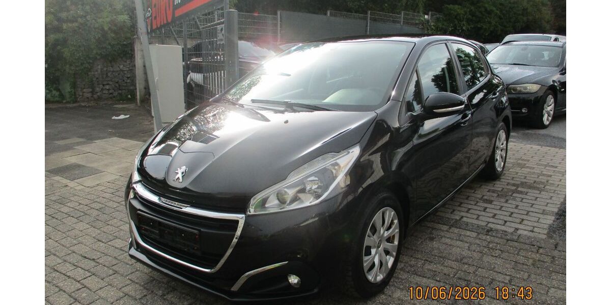 Peugeot 208 99.000 km 5.850 &euro; Oberhausen 46149
