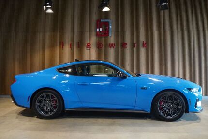 Ford Mustang 3.800 km 51.441 &euro; Duisburg 47228