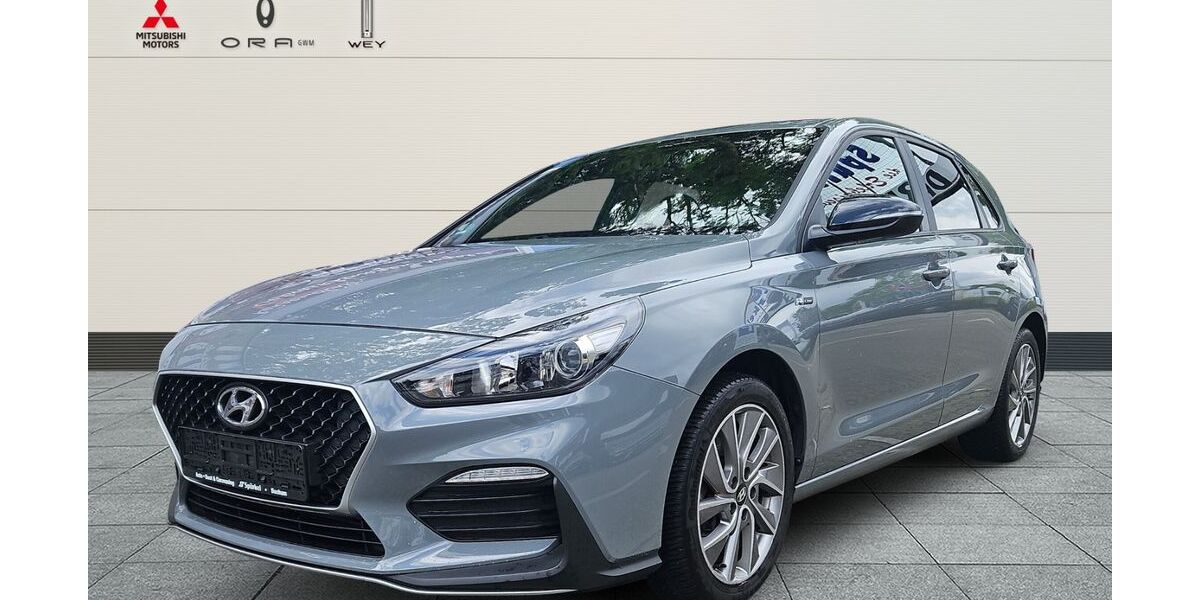 Hyundai i30 77.400 km 14.880 &euro; Bochum 44809