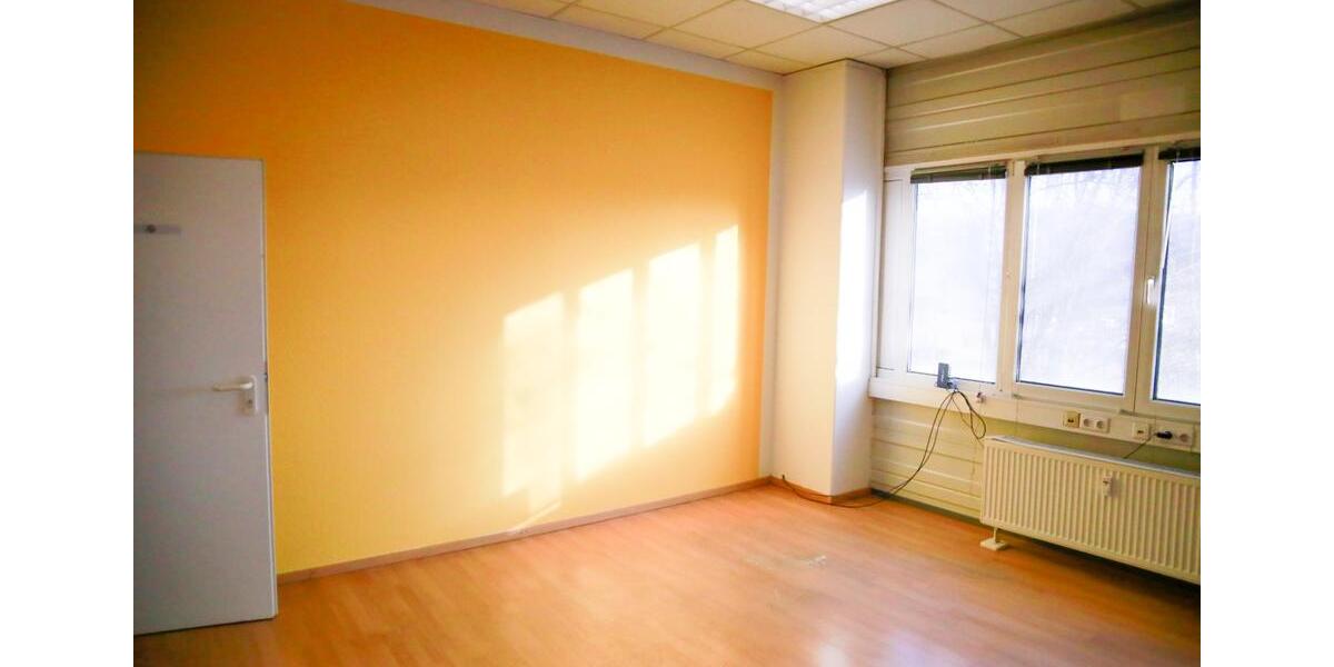 Zentral gelegene und flexible Büroräume Schulungsräume zimmer