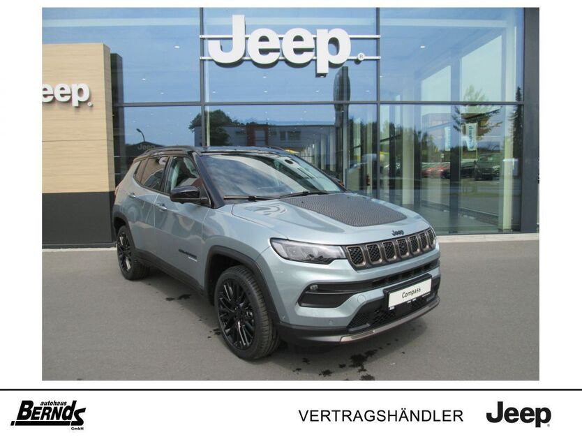 Jeep Compass 4.805 km 35.988 € Oberhausen 46049