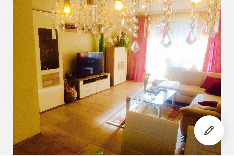Etagenwohnung Düsseldorf Oberbilk - 2 Zimmer, 60 m&sup2;, 1.390&euro; | Angebot:26411570
