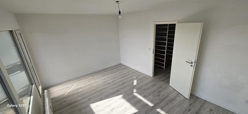 Maisonettenwohnung Krefeld Benrad - 4 Zimmer, 75 m&sup2;, 1.000&euro; | Angebot:25401598