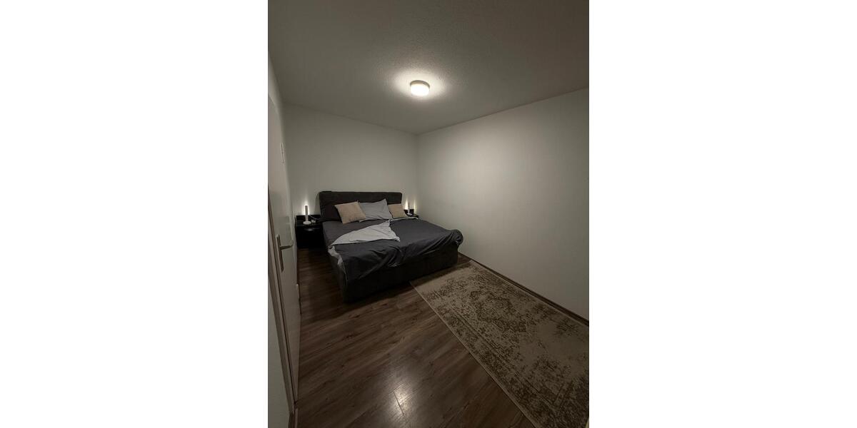 Etagenwohnung Düsseldorf Oberbilk - 3 Zimmer, 94 m&sup2;, 1.278&euro; | Angebot:26385455
