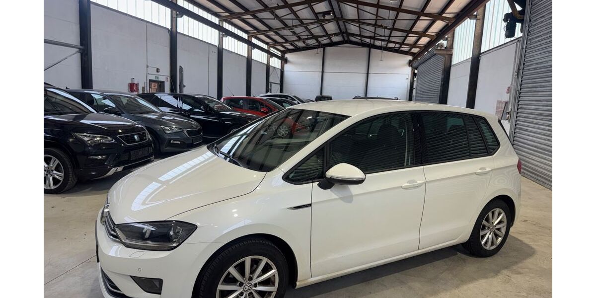VW Golf 131.000 km 8.990 &euro; Hünxe 46569