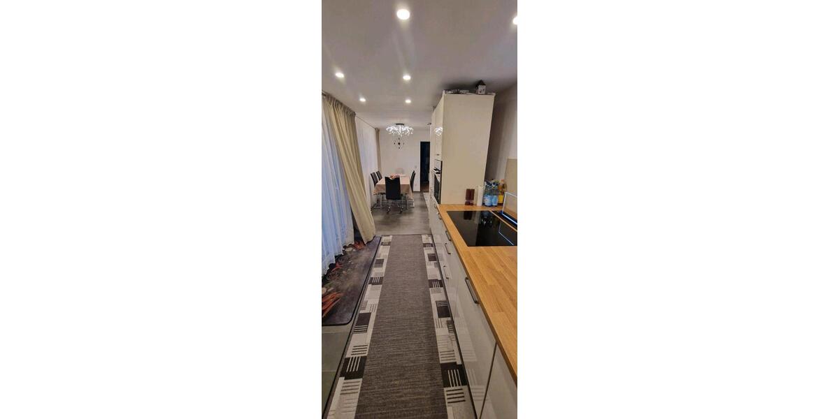 Einfamilienhaus in Lank-Latum zu verkaufen, provisionsfrei 5.5 zimmer