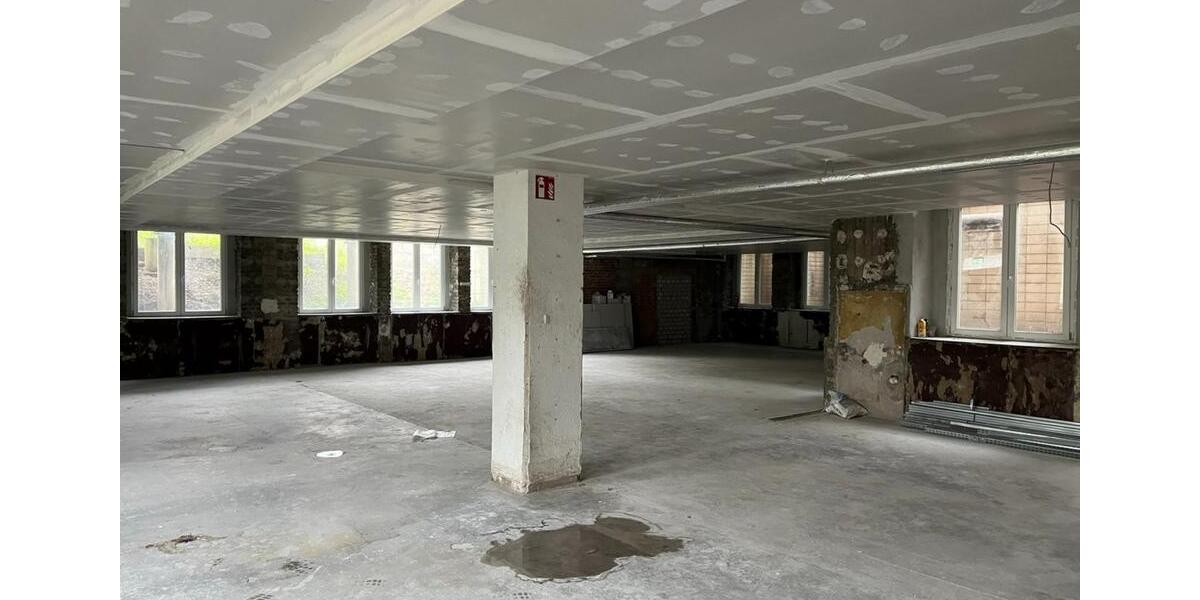 Lager, 276 qm, HealthcareCampus Duisburg-Rheinhausen, Haus 3 zimmer