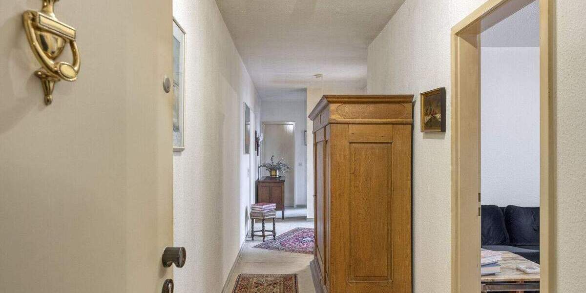 Etagenwohnung Düsseldorf Derendorf - 3 Zimmer, 90 m&sup2;, 329.000&euro; | Angebot:25096312