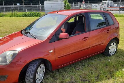 Ford Fiesta 155.513 km 2.499 &euro; Bottrop 46244