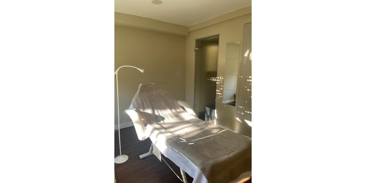 Praxisraum in exklusiver Lage Düsseldorf-Oberkassel zu vermieten zimmer