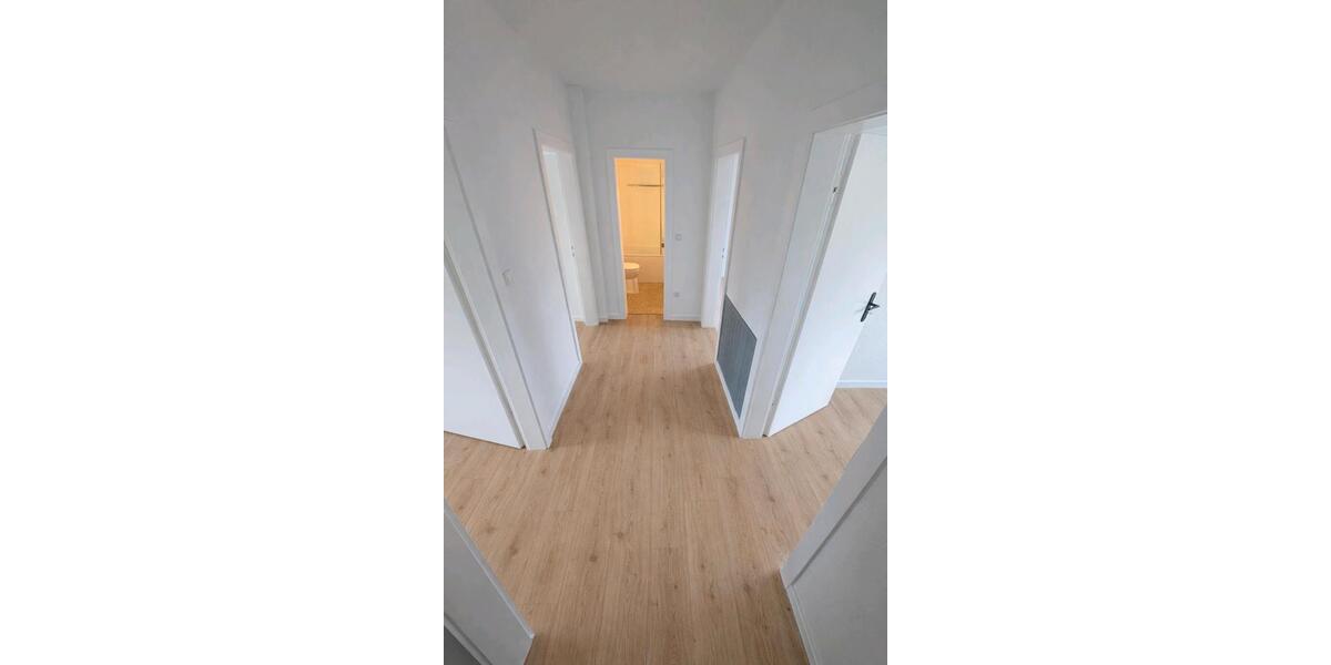 Etagenwohnung Krefeld Dießem - 3 Zimmer, 68 m&sup2;, 980&euro; | Angebot:25596609