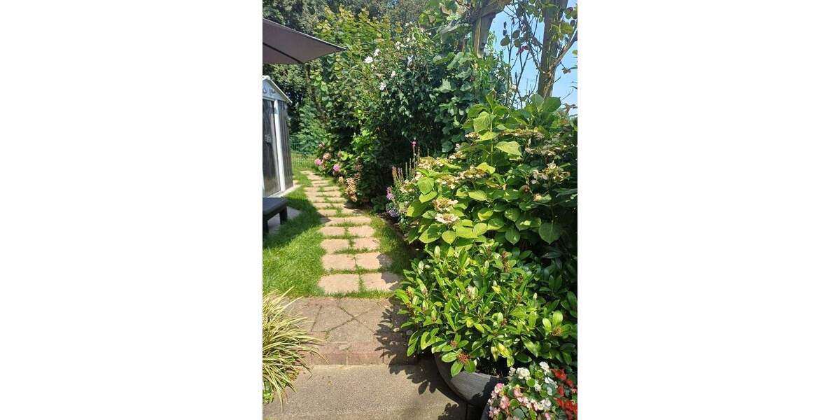 Genießen Sie den nächsten Sommer auf der eigenen Terrasse: Tolle Wohnung in Rheinberg-Borth 3 zimmer