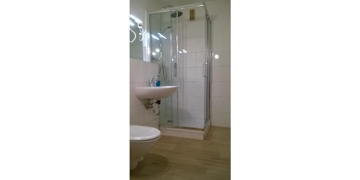 Modernisierte 3-Zimmer-Dachgeschosswohnung nahe Düsseldorf 3 zimmer