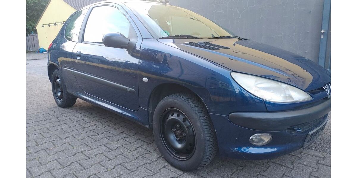 Peugeot 206 123.500 km 2.450 &euro; Essen 45326