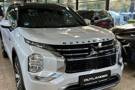 Mitsubishi Outlander 5.550 km 53.990 &euro; Gelsenkirchen 45881