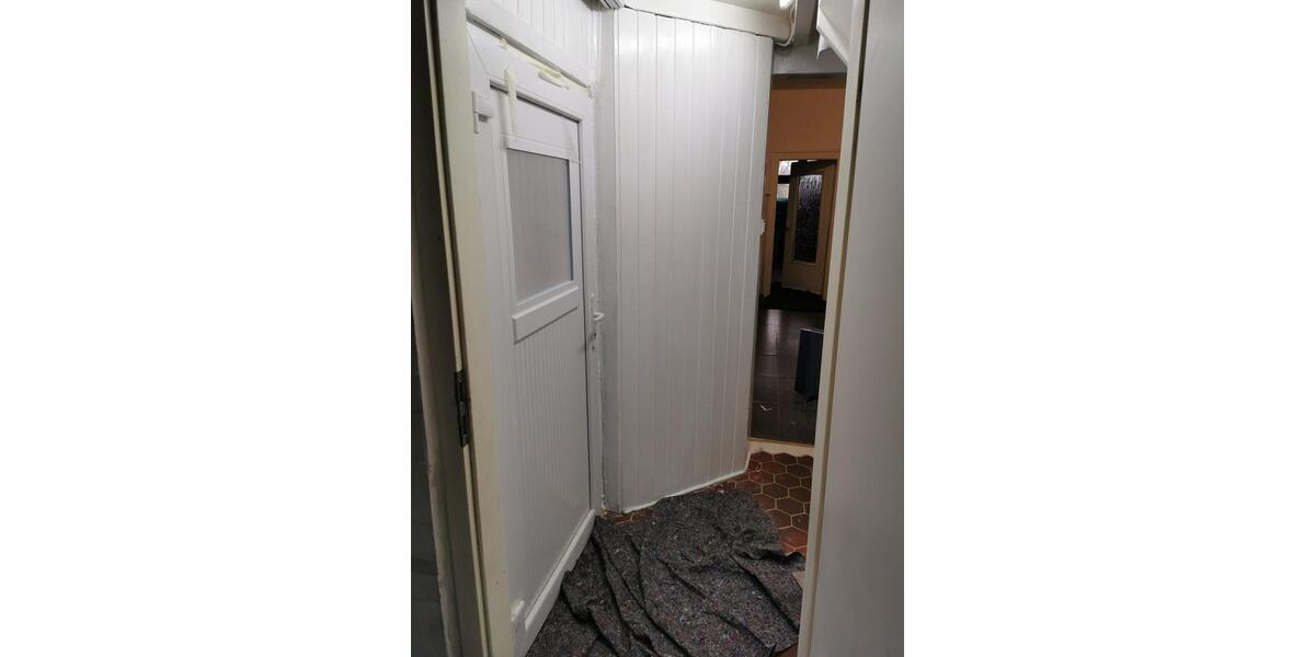 Erdgeschoßwohnung Mülheim an der Ruhr - 5 Zimmer, 108 m&sup2;, 999&euro; | Angebot:25478962