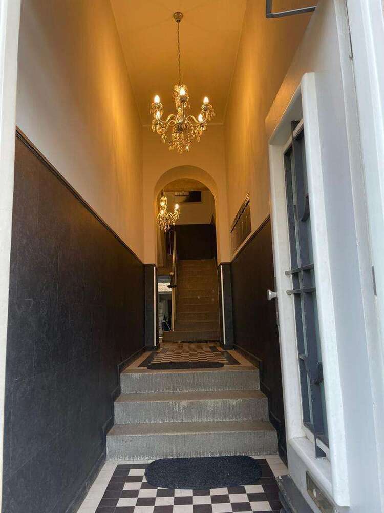 Haus zum Kaufen in Mülheim 2.150.000 € 1202 m²