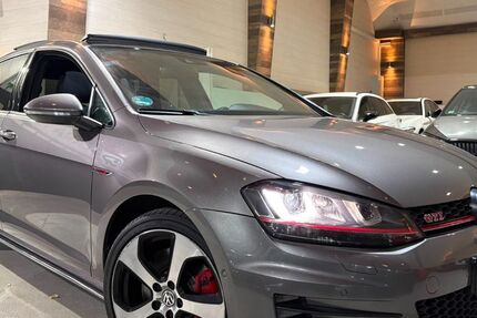 VW Golf 69.000 km 19.500 &euro; Voerde 46562