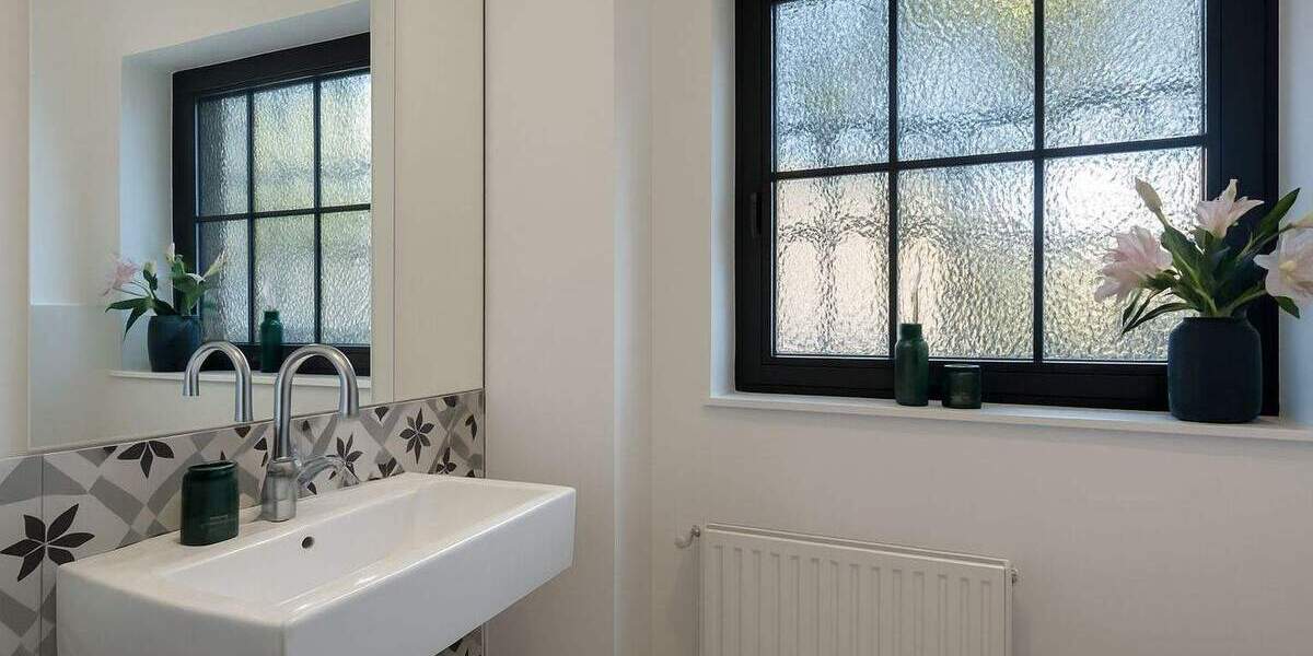 Reihenmittelhaus Krefeld Cracau - 7 Zimmer, 202 m&sup2;, 1.590.000&euro; | Angebot:23950806