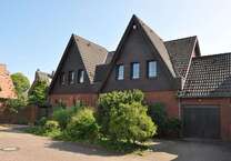 Haus zum Kaufen in Duisburg 780.000 € 210 m²