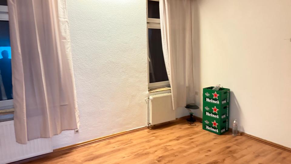 Mehrfamilienhaus, Wohnhaus Duisburg Rheinhausen - 12 Zimmer, 299 m&sup2;, 299.000&euro; | Angebot:26408817